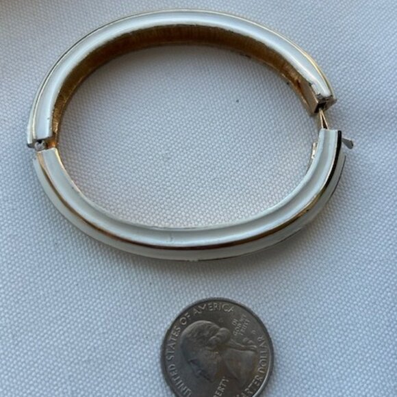 KRAMER of NY Gold White Enamel Striped Hinged Bangle BRACELET - Picture 8 of 8